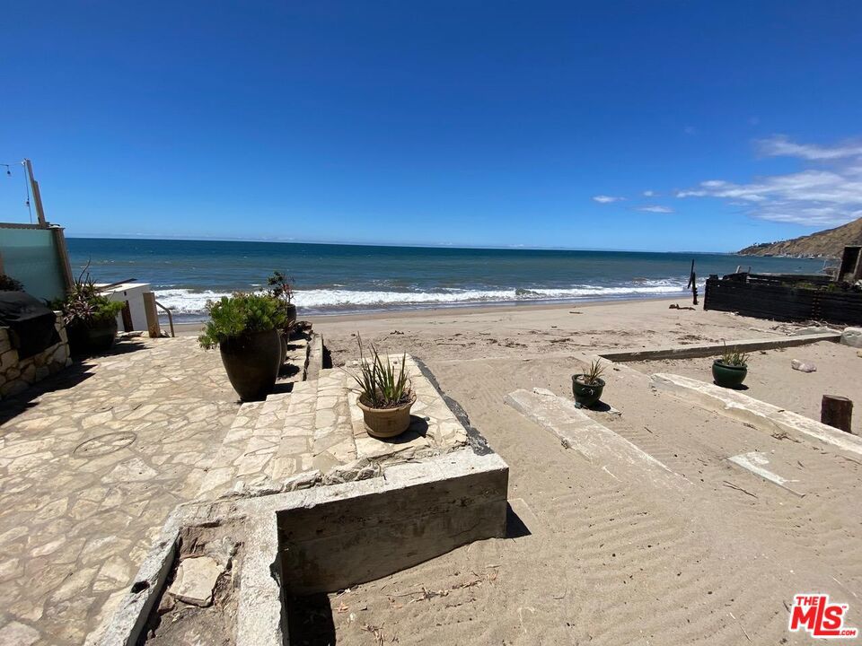 18842 Pacific Coast Highway Property Photo 11