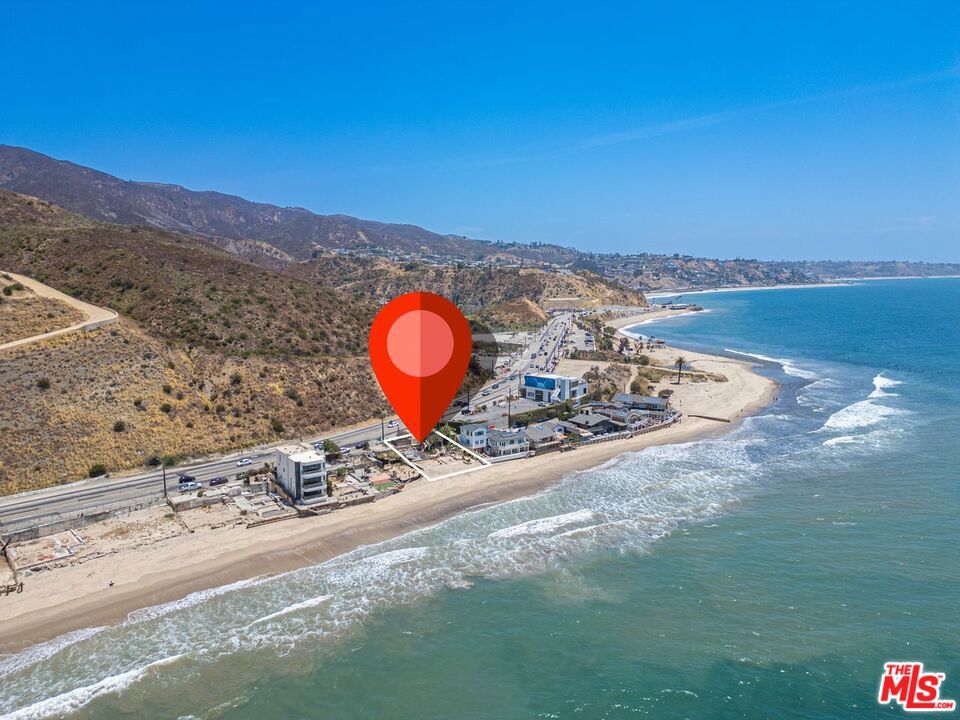 18842 Pacific Coast Highway Property Photo 14