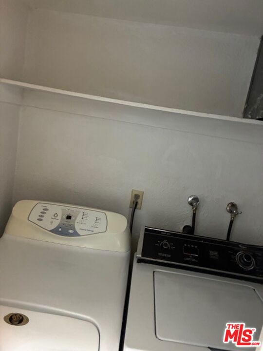 1041 2nd Street 5 Property Photo 24