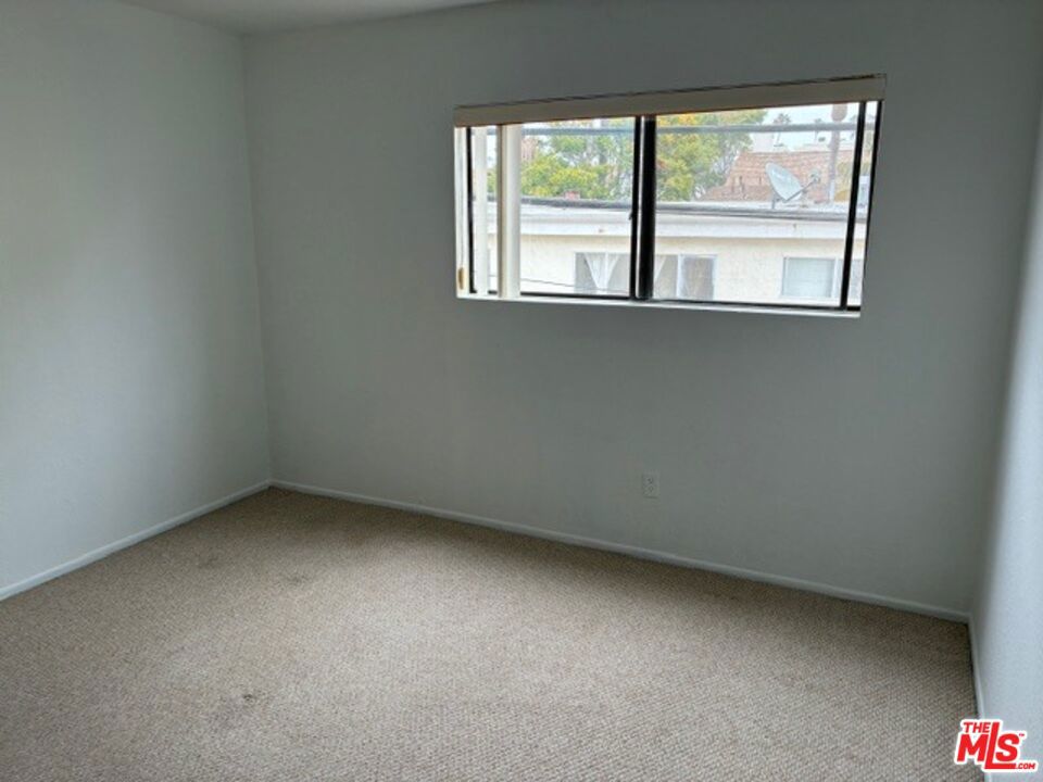 1041 2nd Street 5 Property Photo 29