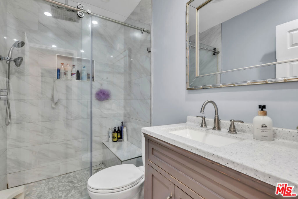 6718 Katherine Avenue Property Photo 10