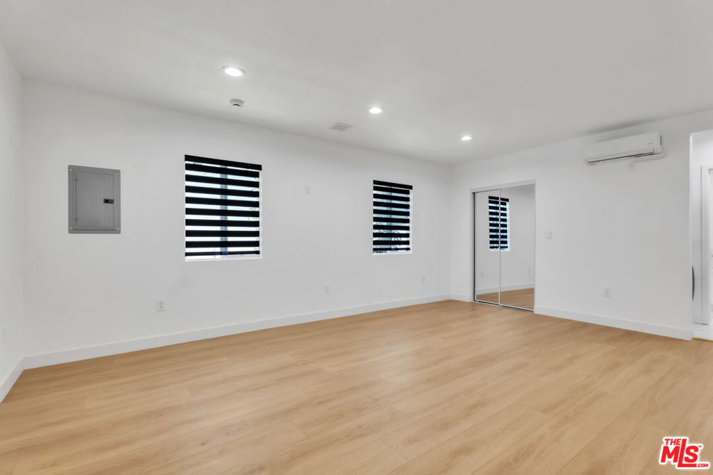 6718 Katherine Avenue Property Photo 25
