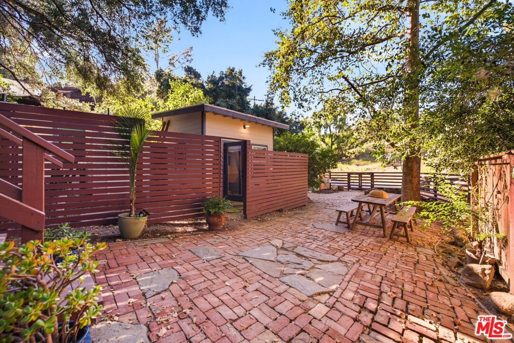 21849 Canon Drive Property Photo 28