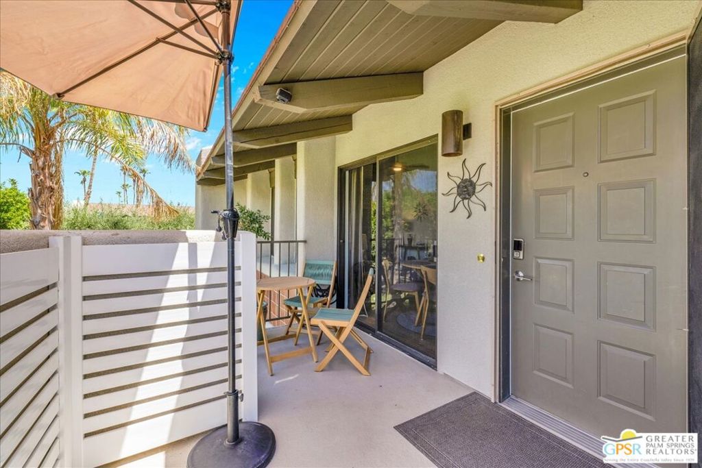 1150 E Amado Road 17B2 Property Photo 1