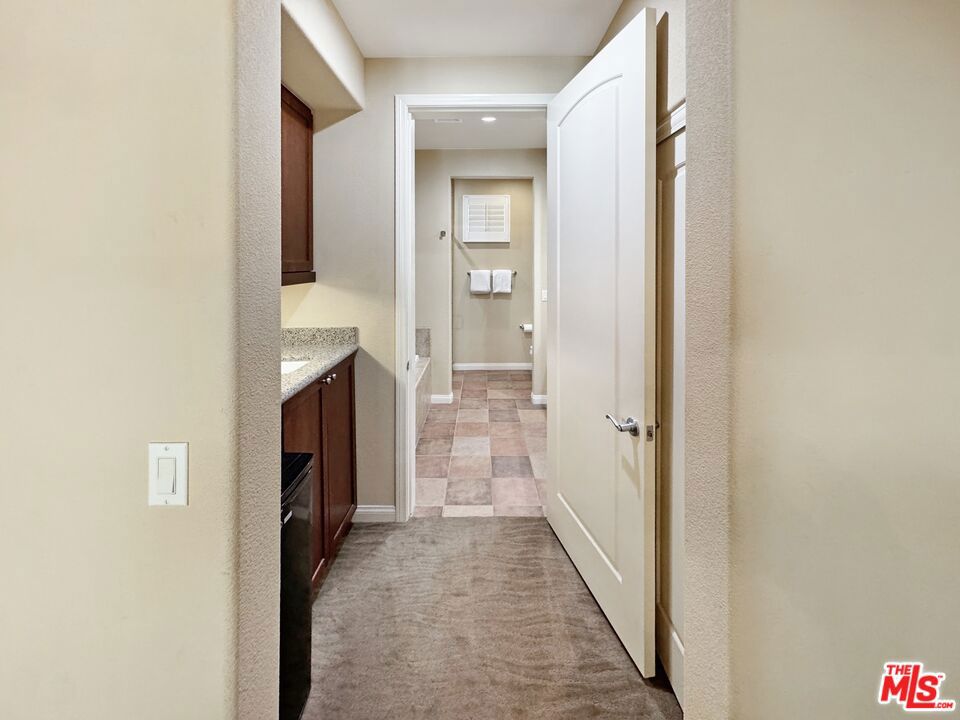 48696 Legacy Drive Property Photo 17