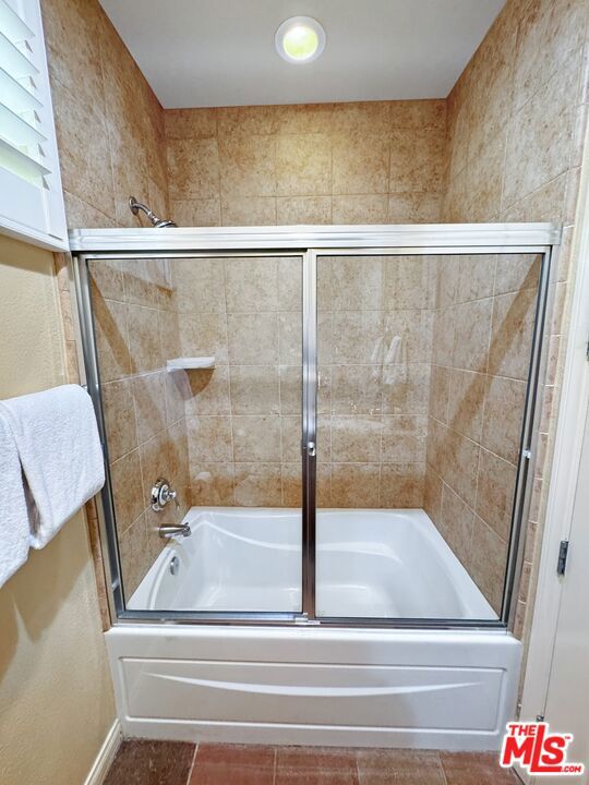 48696 Legacy Drive Property Photo 25