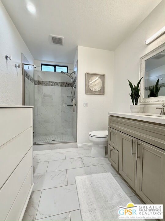 67553 N Natoma Drive Property Photo 11