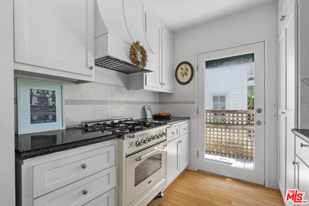 411 Linnie Canal Property Photo 17