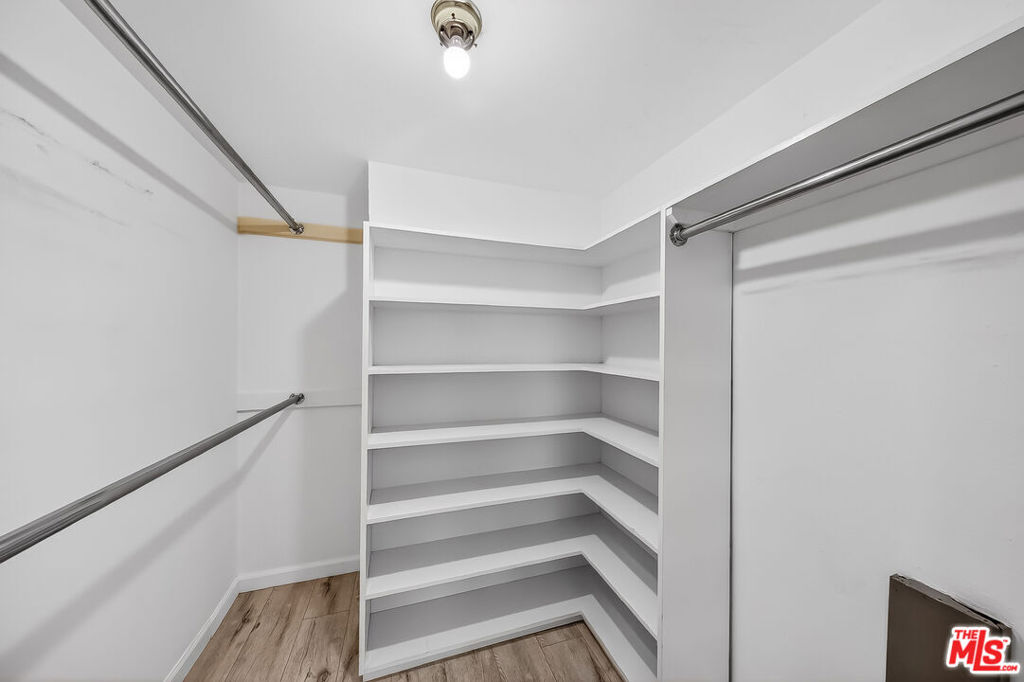 2700 Cahuenga Boulevard 4220 Property Photo 11