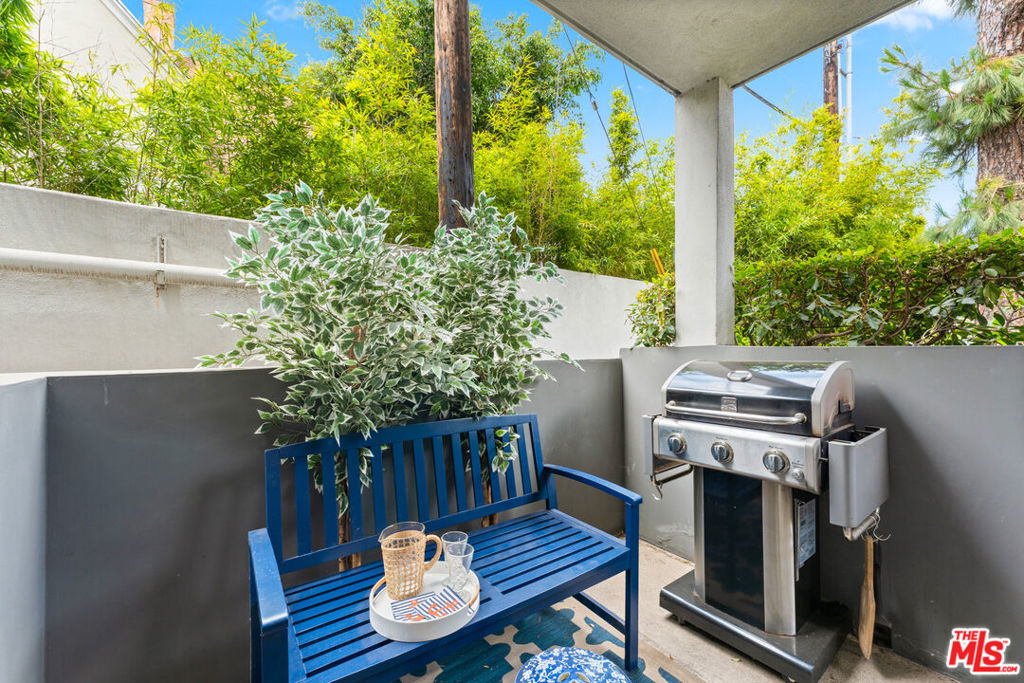 12115 San Vicente Boulevard 111 Property Photo 25