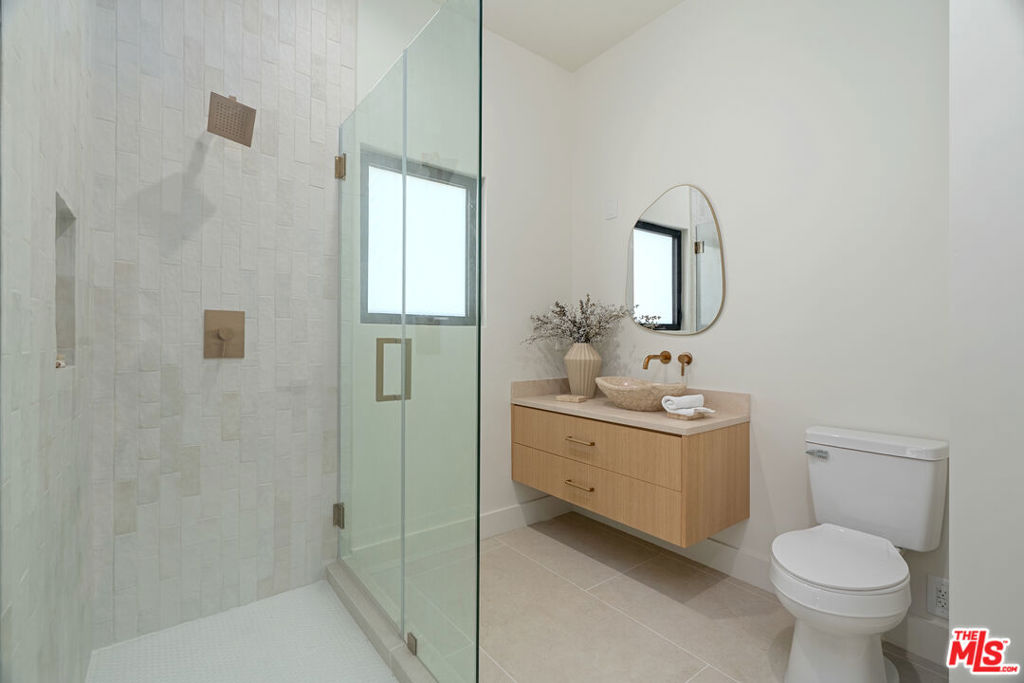 8404 Gonzaga Avenue Property Photo 12