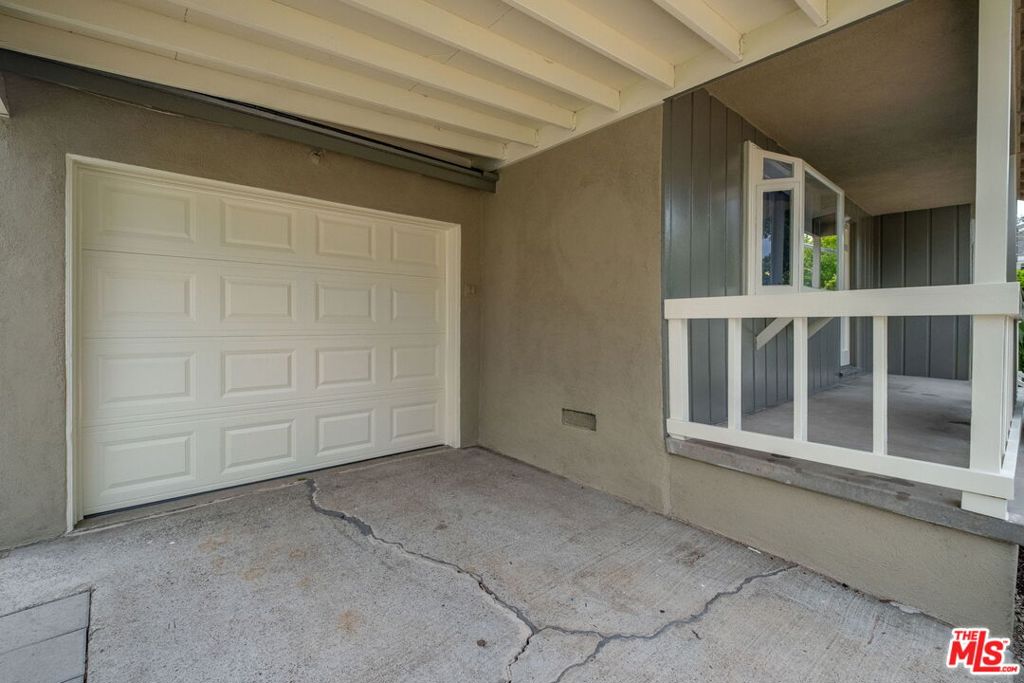 7832 Midfield Avenue Property Photo 9