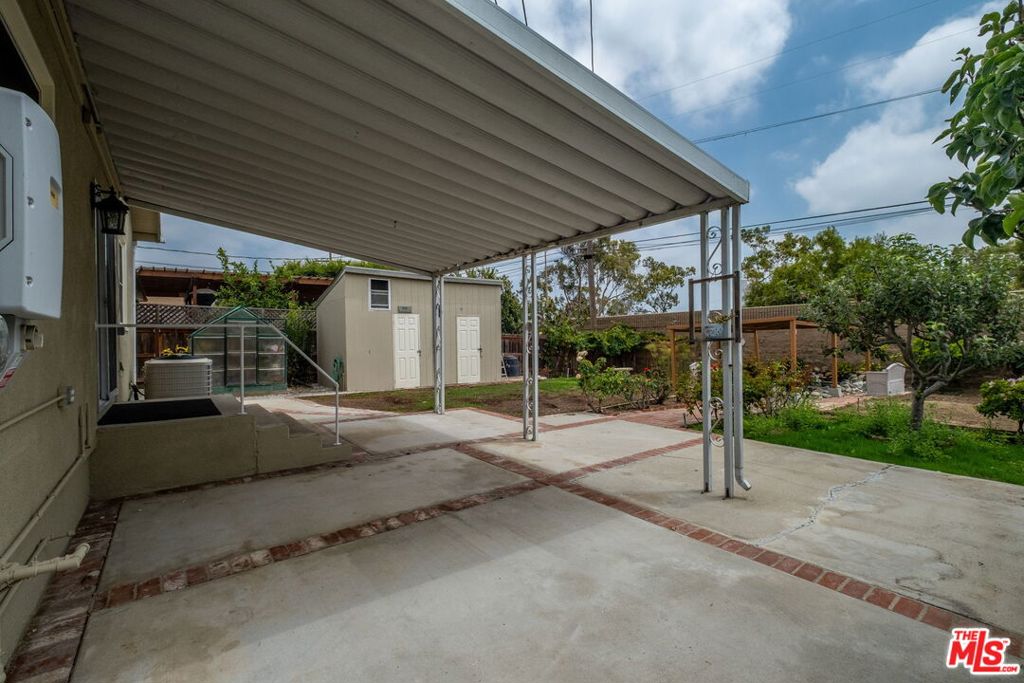 7832 Midfield Avenue Property Photo 40