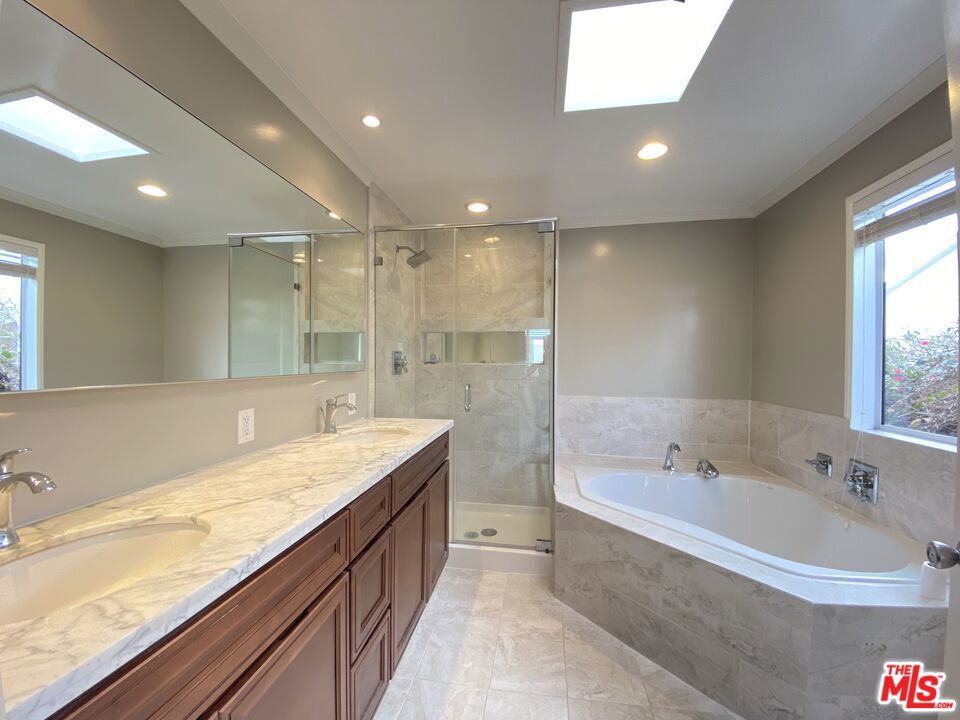 4826 Coolidge Avenue Property Photo 22