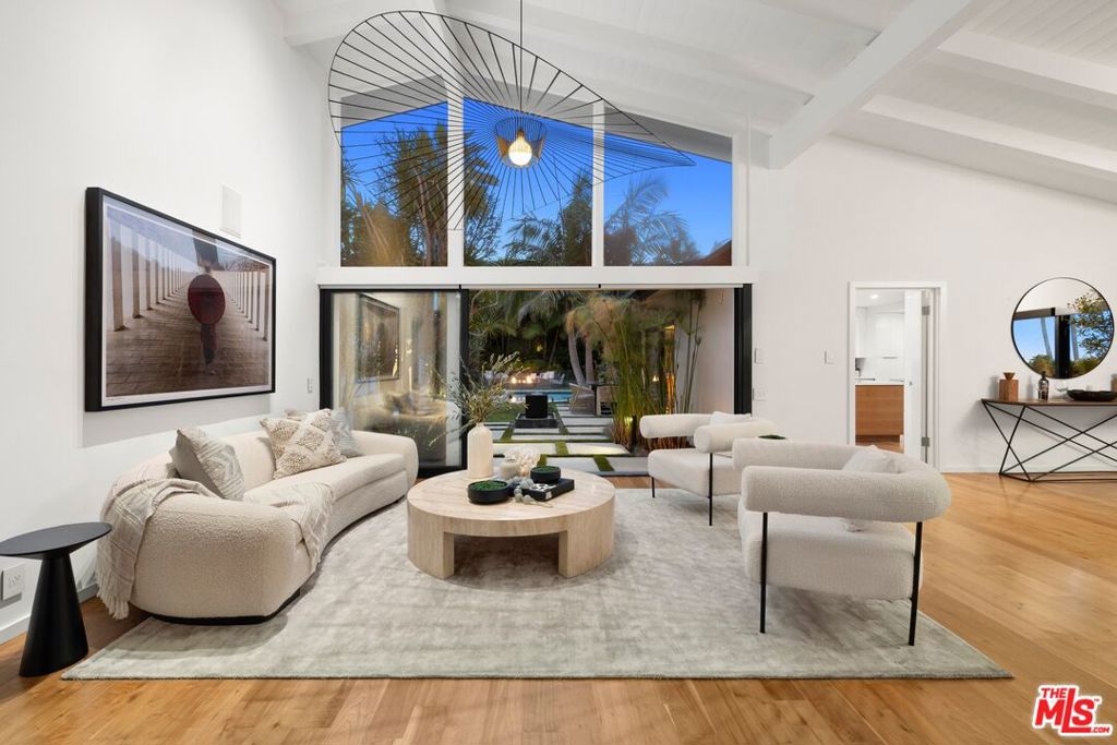 2110 Westridge Road Property Photo 40
