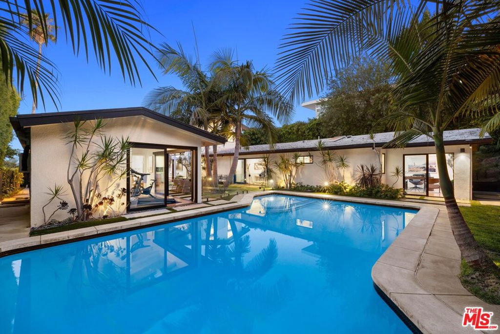 2110 Westridge Road Property Photo 46