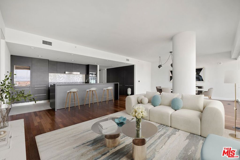 6250 Hollywood Boulevard 12i Property Photo 6