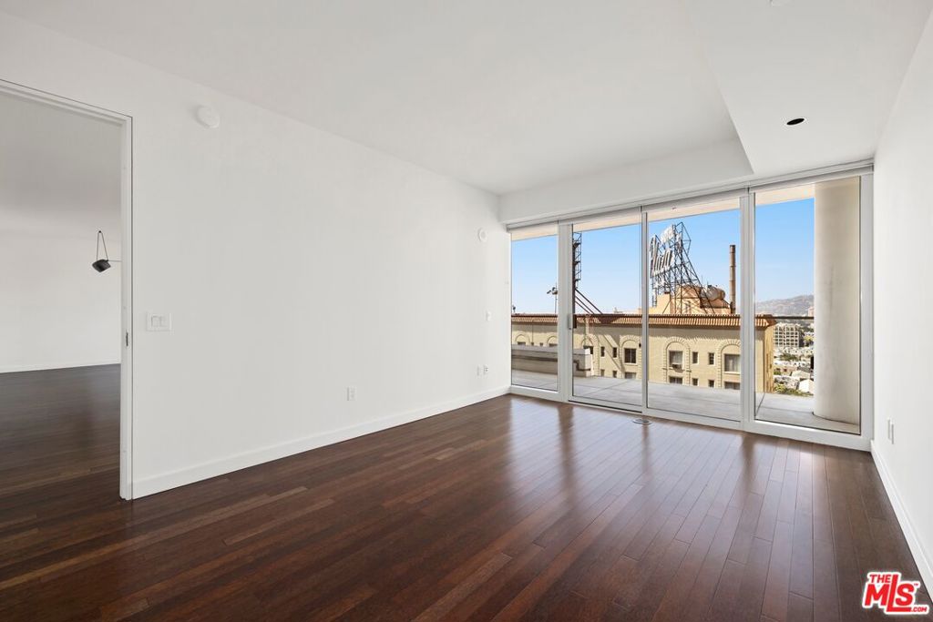 6250 Hollywood Boulevard 12i Property Photo 25