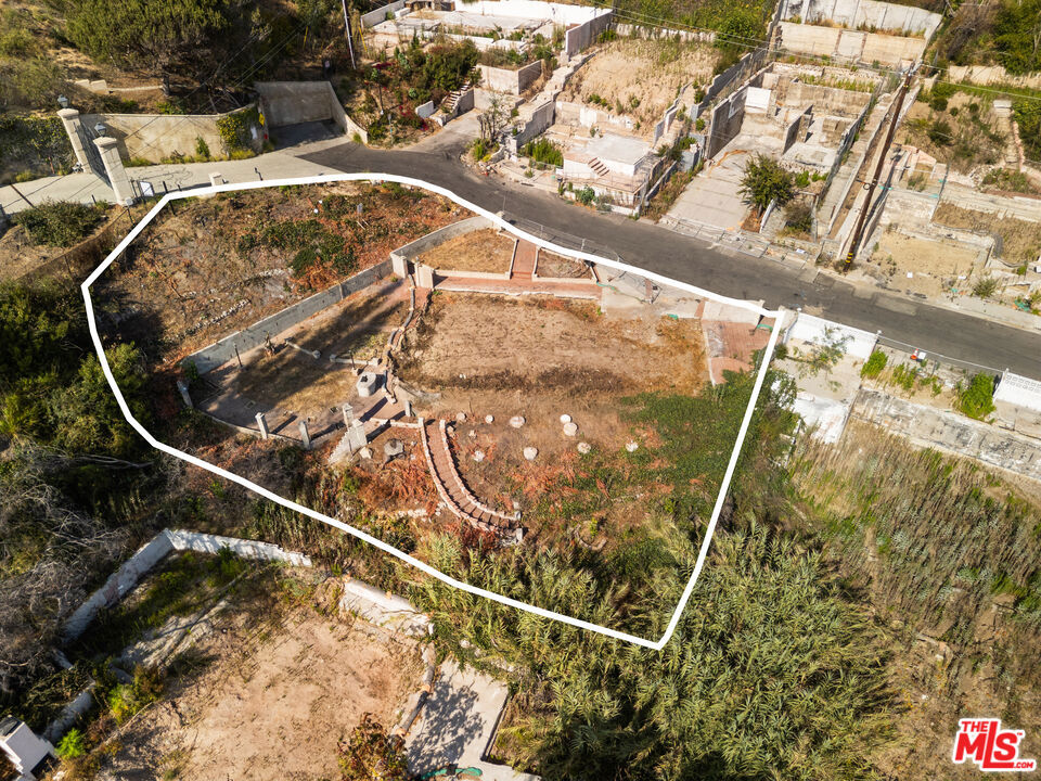 1365 Goucher Street Property Photo 3