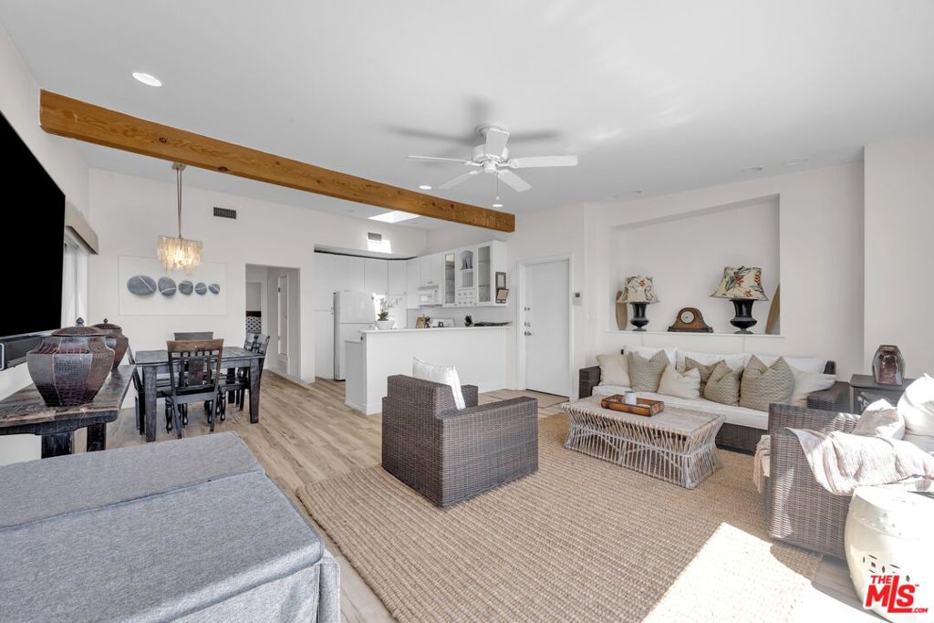25444 Malibu Road Property Photo 10