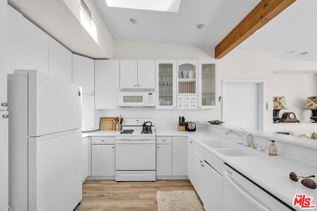 25444 Malibu Road Property Photo 12