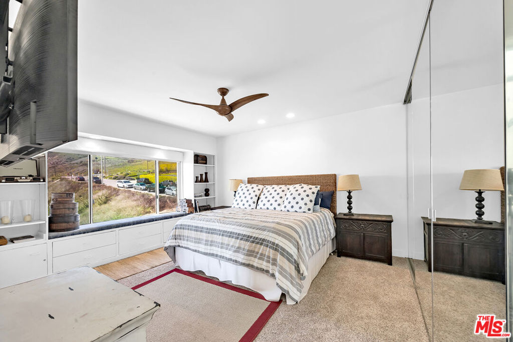 25444 Malibu Road Property Photo 14