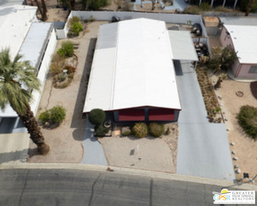 302 Avenida Andorra Property Photo 4