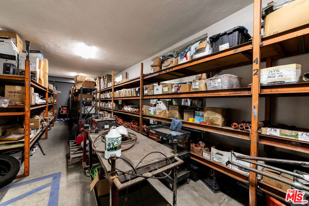 2207 S Vermont Avenue Property Photo 13