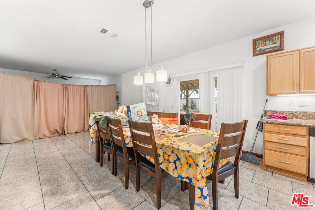 43525 Rucker Street Property Photo 5