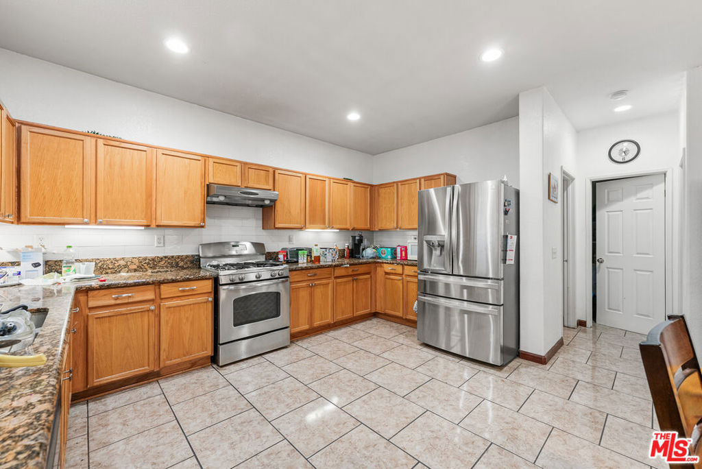 43525 Rucker Street Property Photo 7