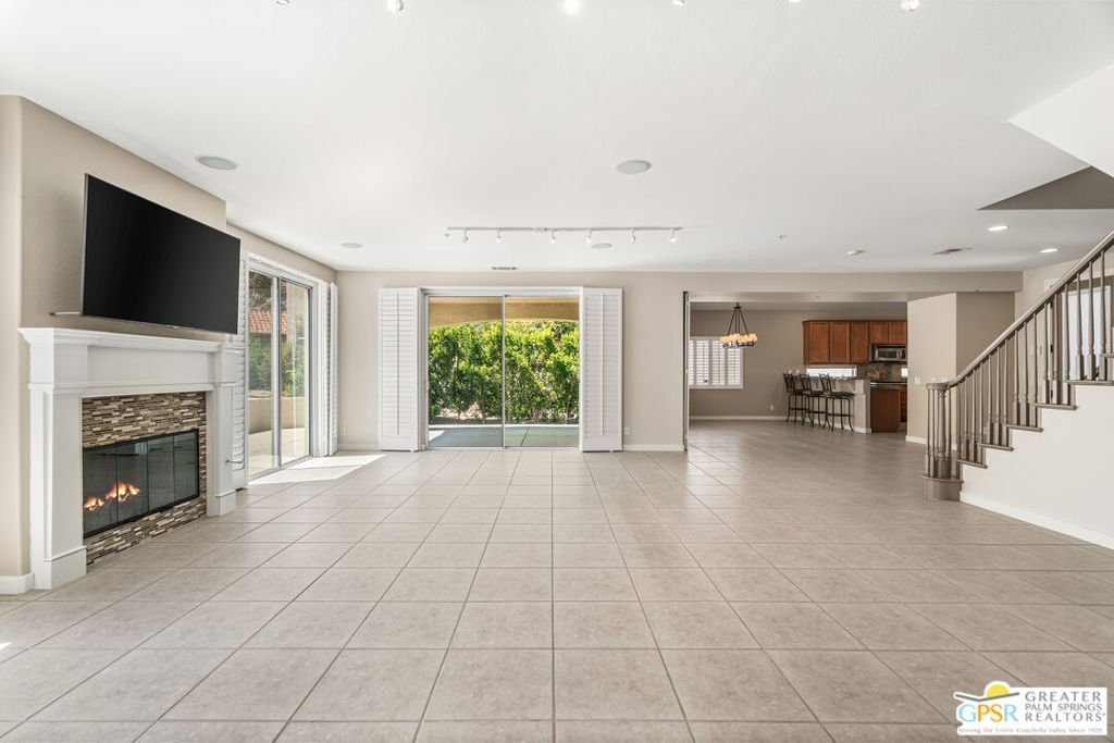 2957 Lantana Court Property Photo 12