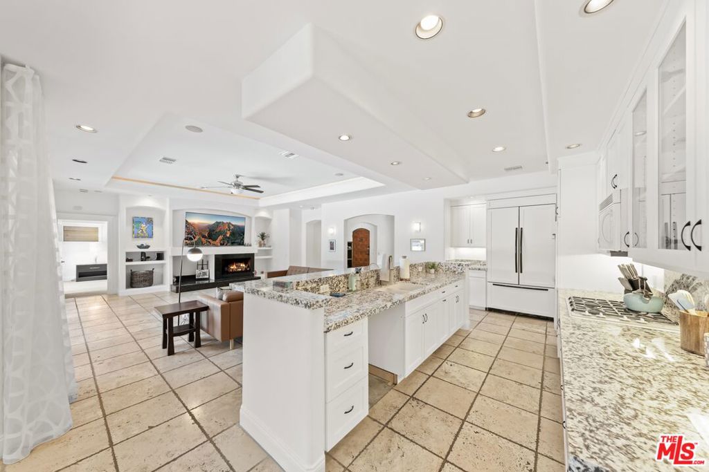 74744 Yucca Tree Drive Property Photo 9