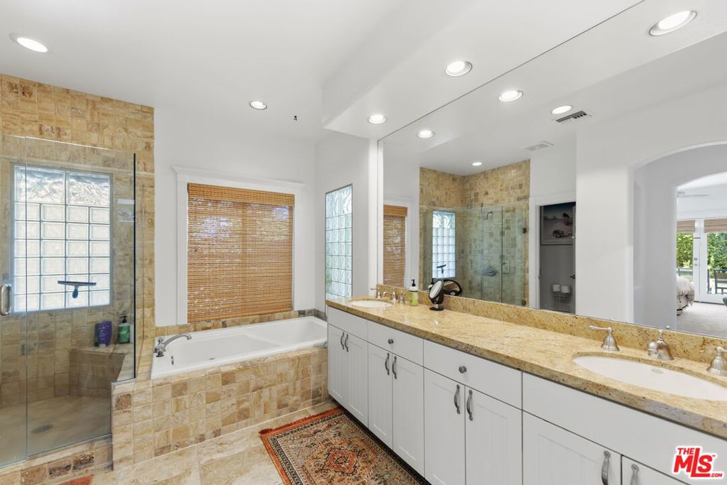 74744 Yucca Tree Drive Property Photo 14