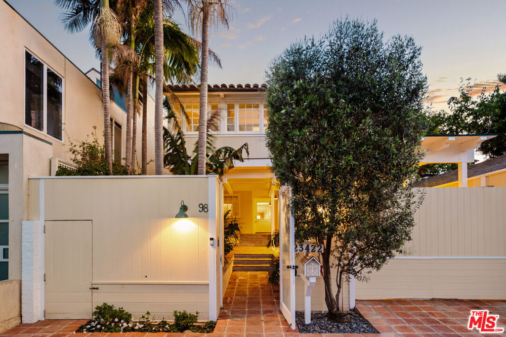 23422 Malibu Colony Road 98 Property Photo 42