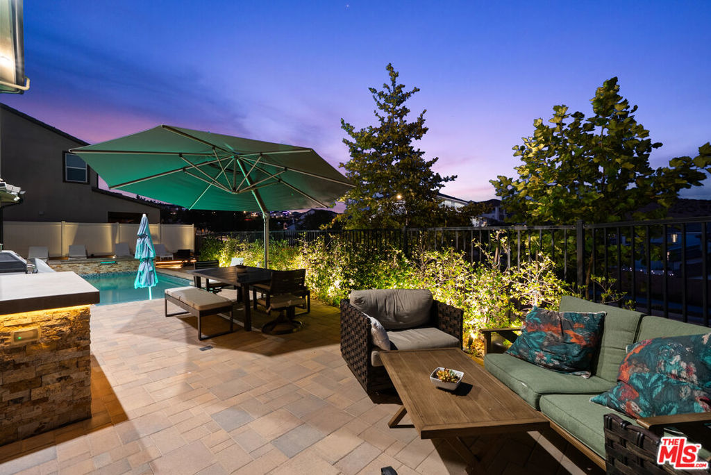 18104 Cyan Way Property Photo 5