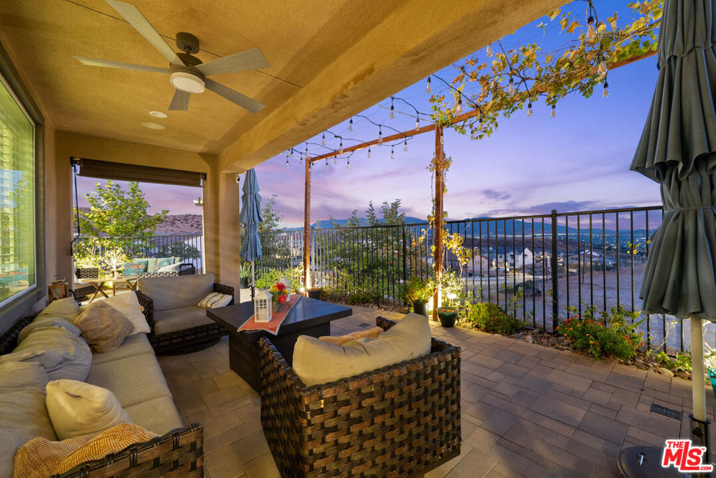18104 Cyan Way Property Photo 9