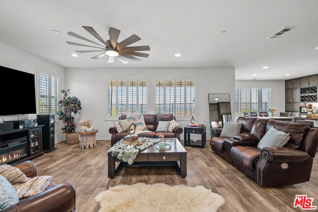 18104 Cyan Way Property Photo 71