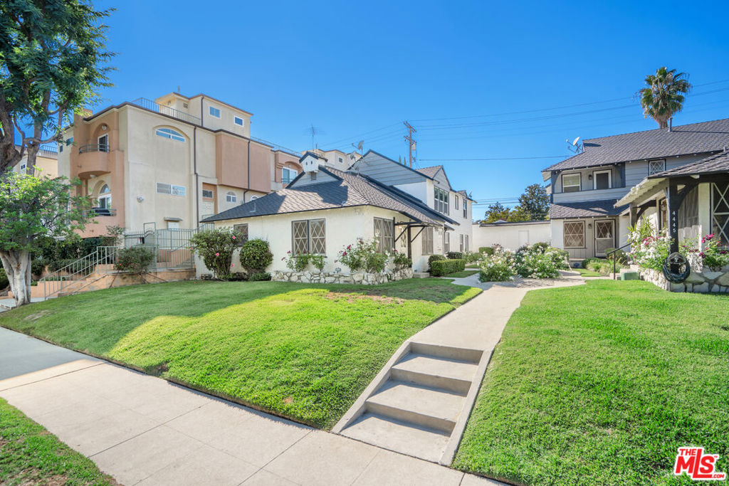 4445 Tujunga Avenue Property Photo 26