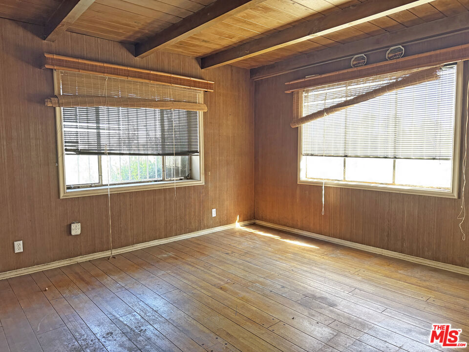 4192 Don Luis Drive Property Photo 9
