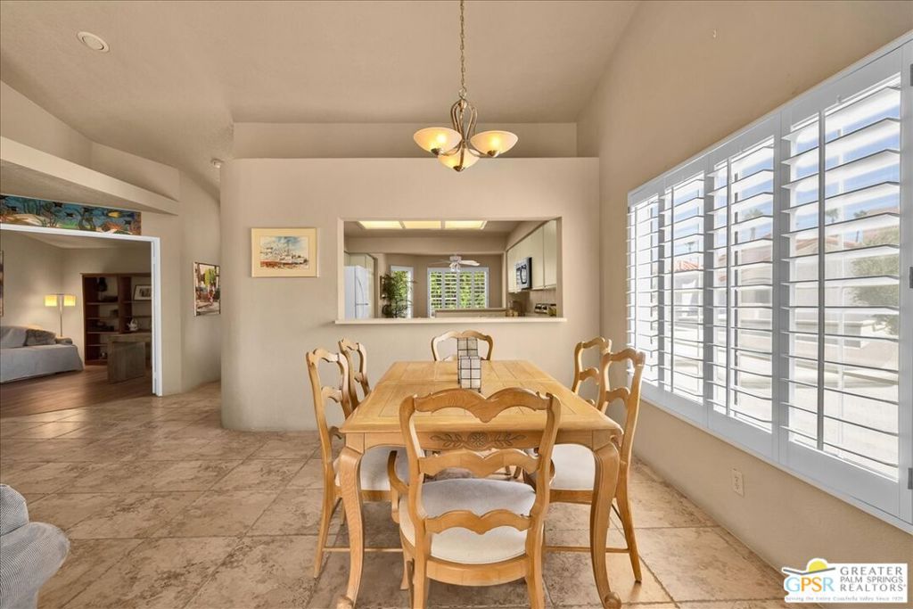 688 Vista Lago Circle Property Photo 17