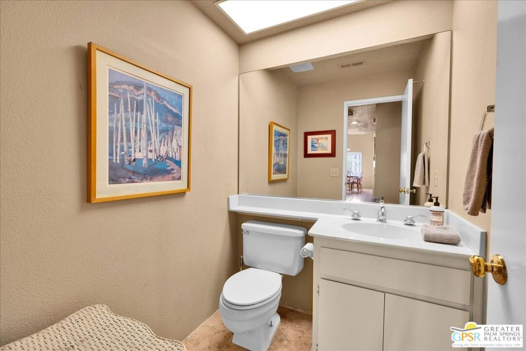 688 Vista Lago Circle Property Photo 27