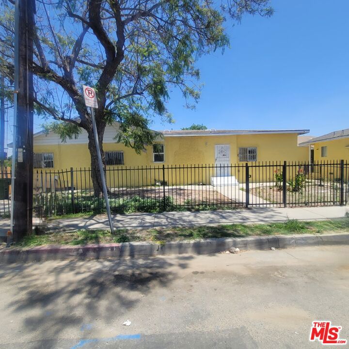 1854 E 92nd Street Property Photo 1