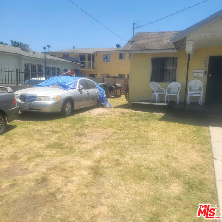 1854 E 92nd Street Property Photo 6