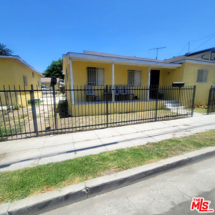 1854 E 92nd Street Property Photo 7