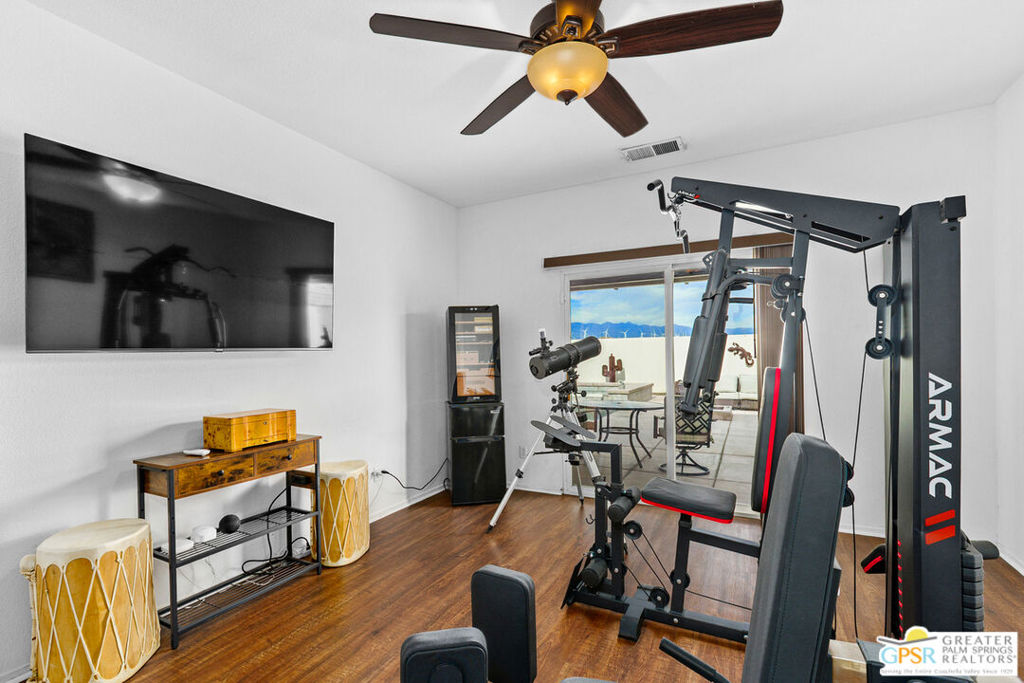 874 Summit Drive Property Photo 32