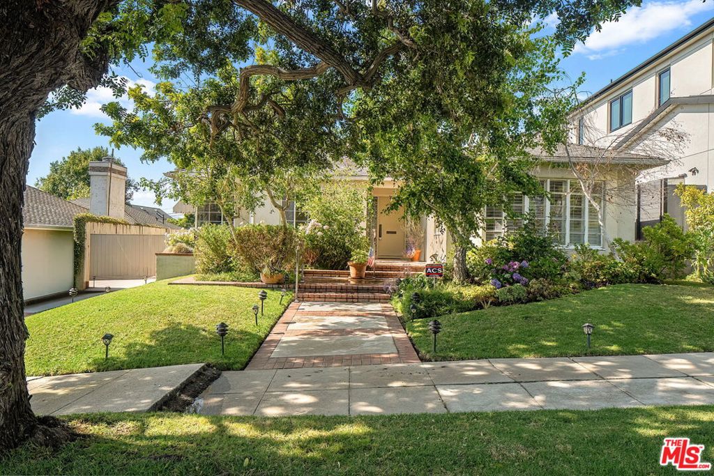 9133 Sawyer Street Property Photo 1