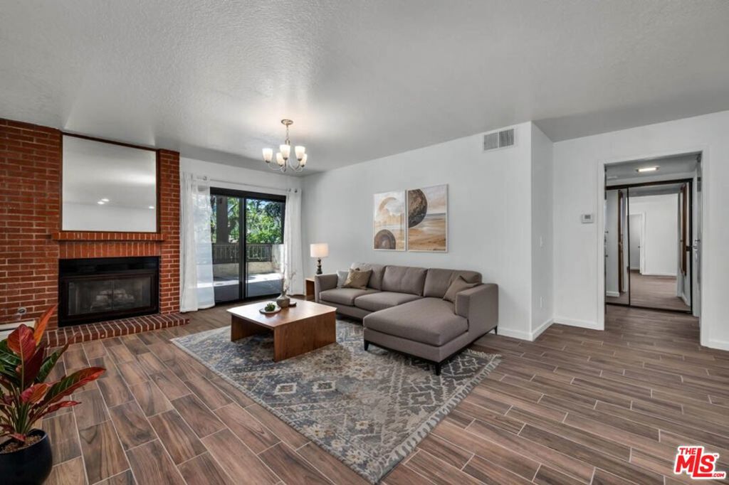 8600 Tuscany Avenue 202 Property Photo 7