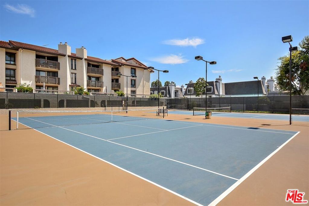 8600 Tuscany Avenue 202 Property Photo 44