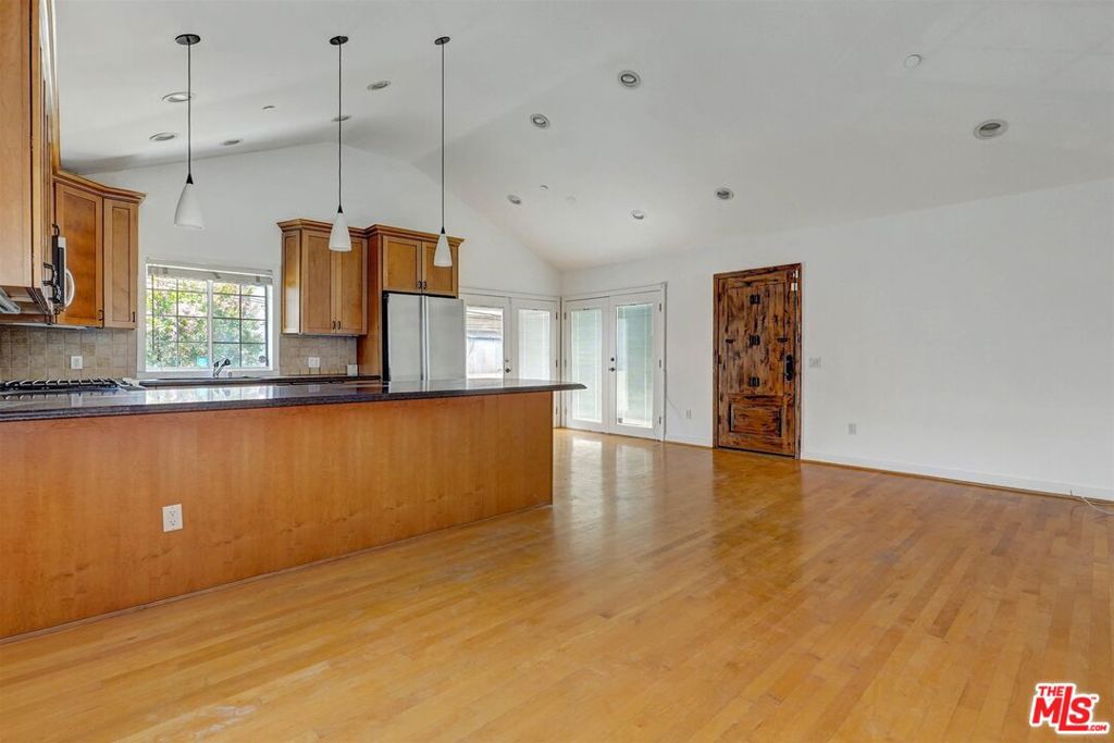456 1/2 Smithwood Drive Property Photo 7