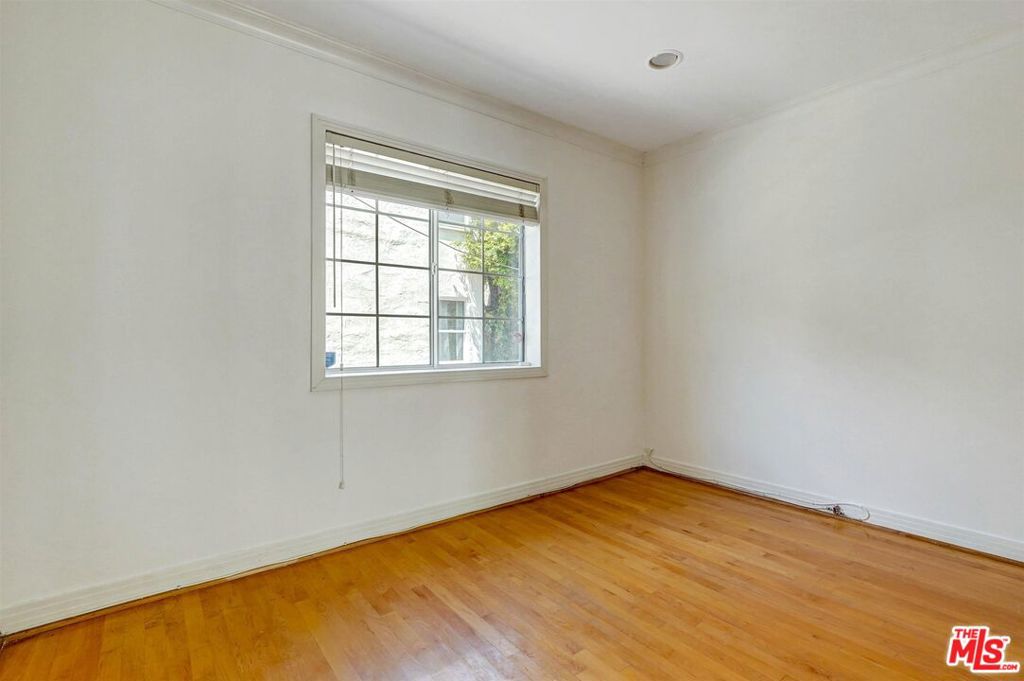 456 1/2 Smithwood Drive Property Photo 21